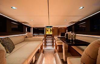 Global Exp 68 - MCP Yachts - Cockpit