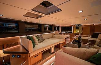 Global Exp 68 - MCP Yachts - Cockpit