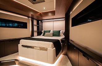 Global Exp 68 - MCP Yachts - Cockpit