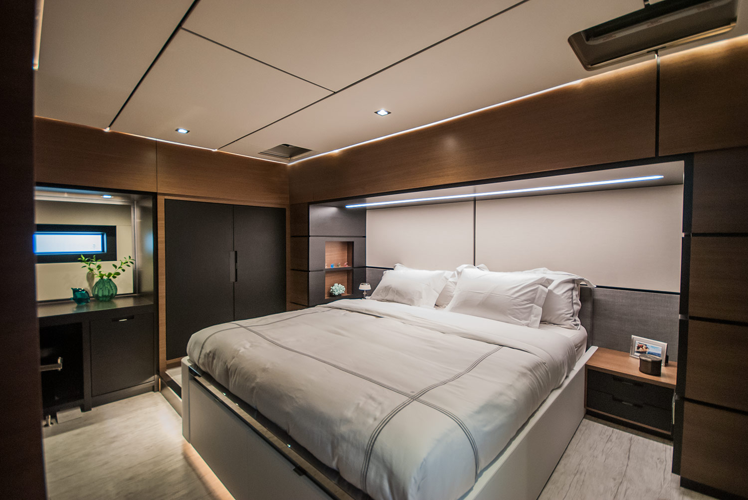 Global EXP 68 - MCP Yachts