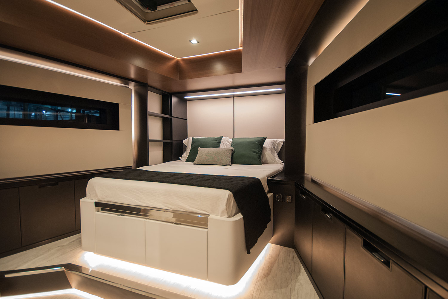 Global EXP 68 - MCP Yachts