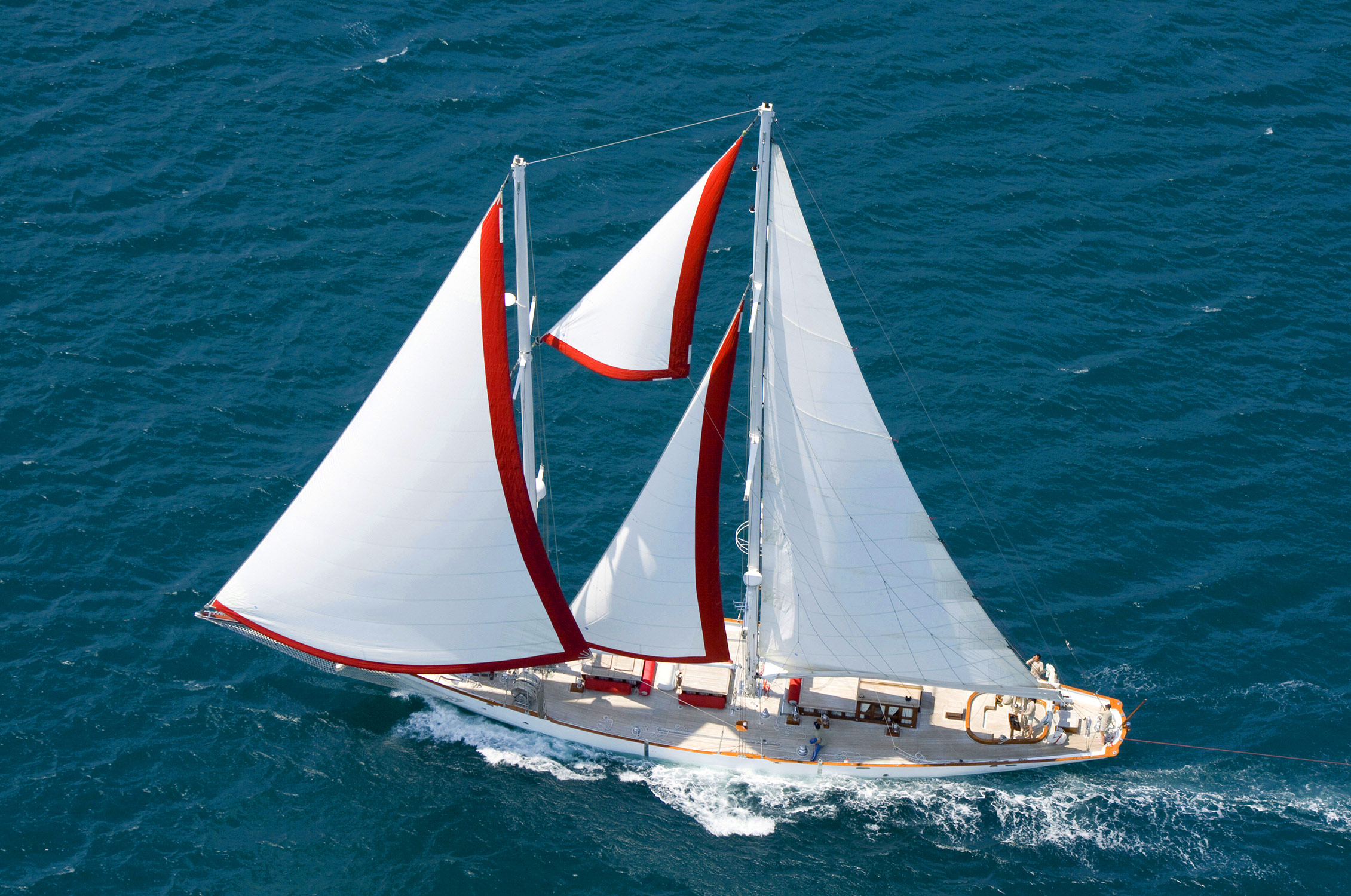 Veleiro Atrevida 100 anos - MCP Yachts