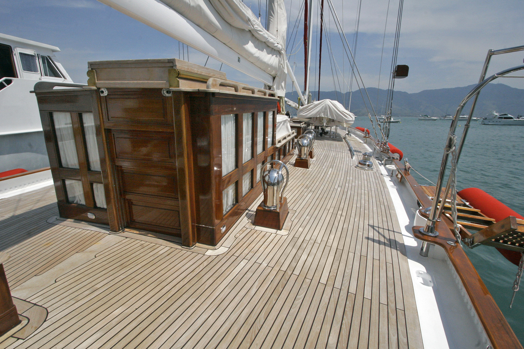 Veleiro Atrevida 100 anos - MCP Yachts